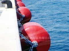 供应优质船舶聚氨酯实心漂浮护舷
